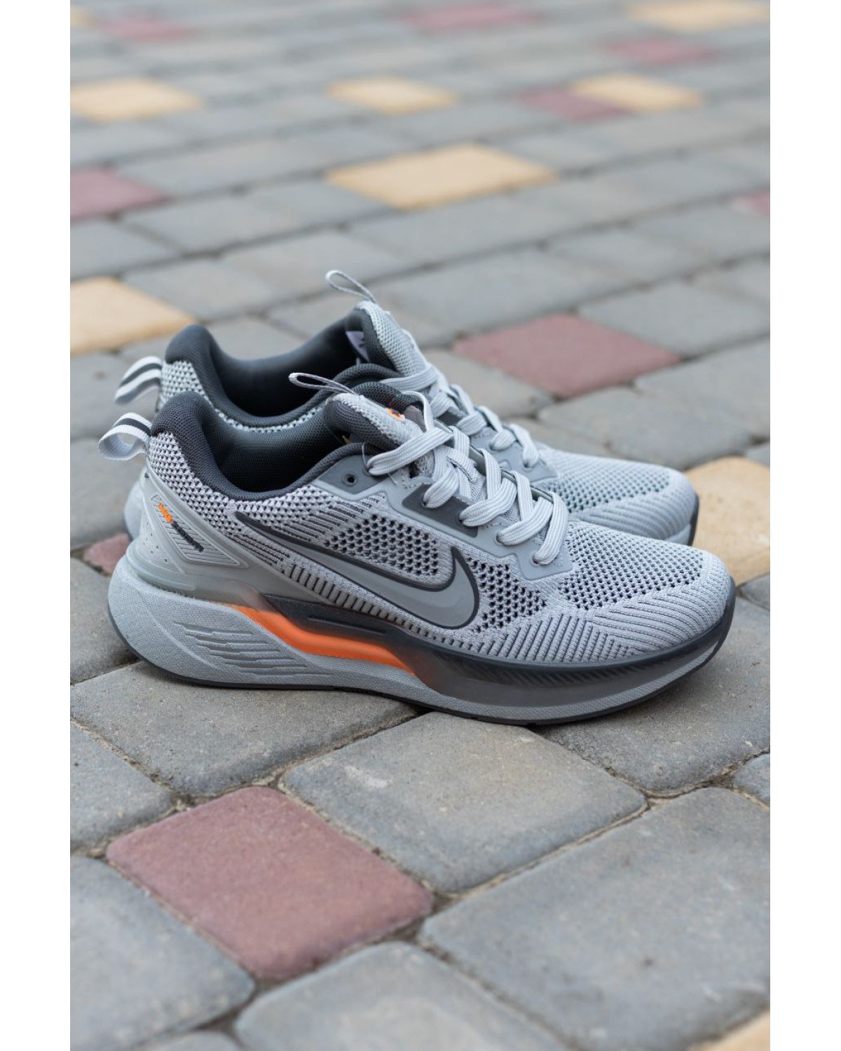 Nike Air Zoom Winflo Grey Orange