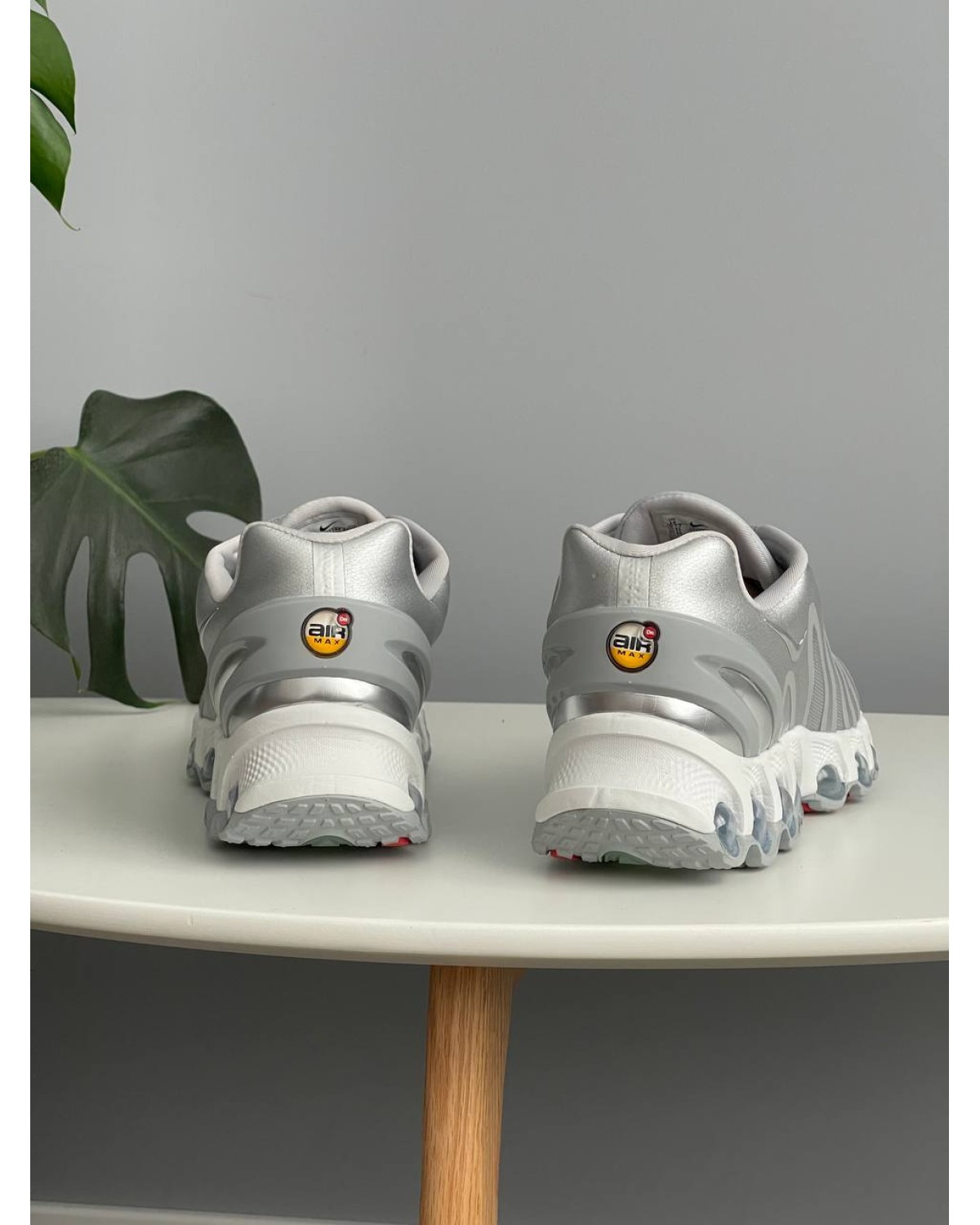 Nike Air Max DN8 Silver