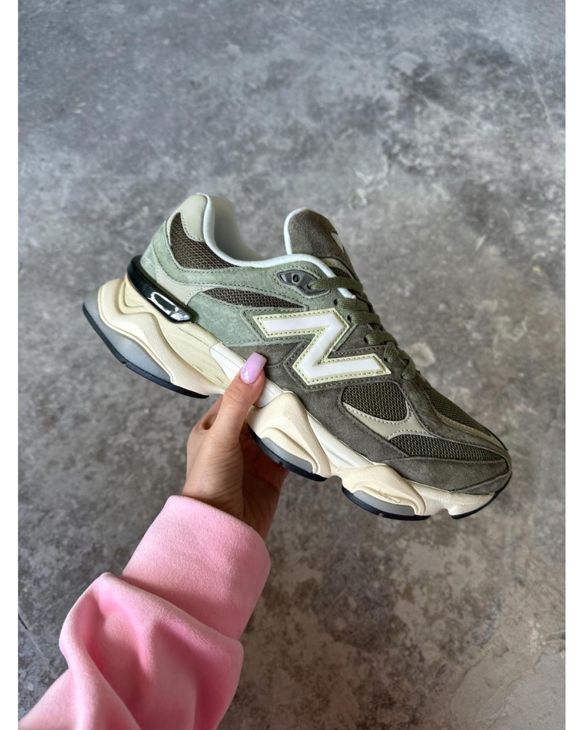 New Balance 9060
