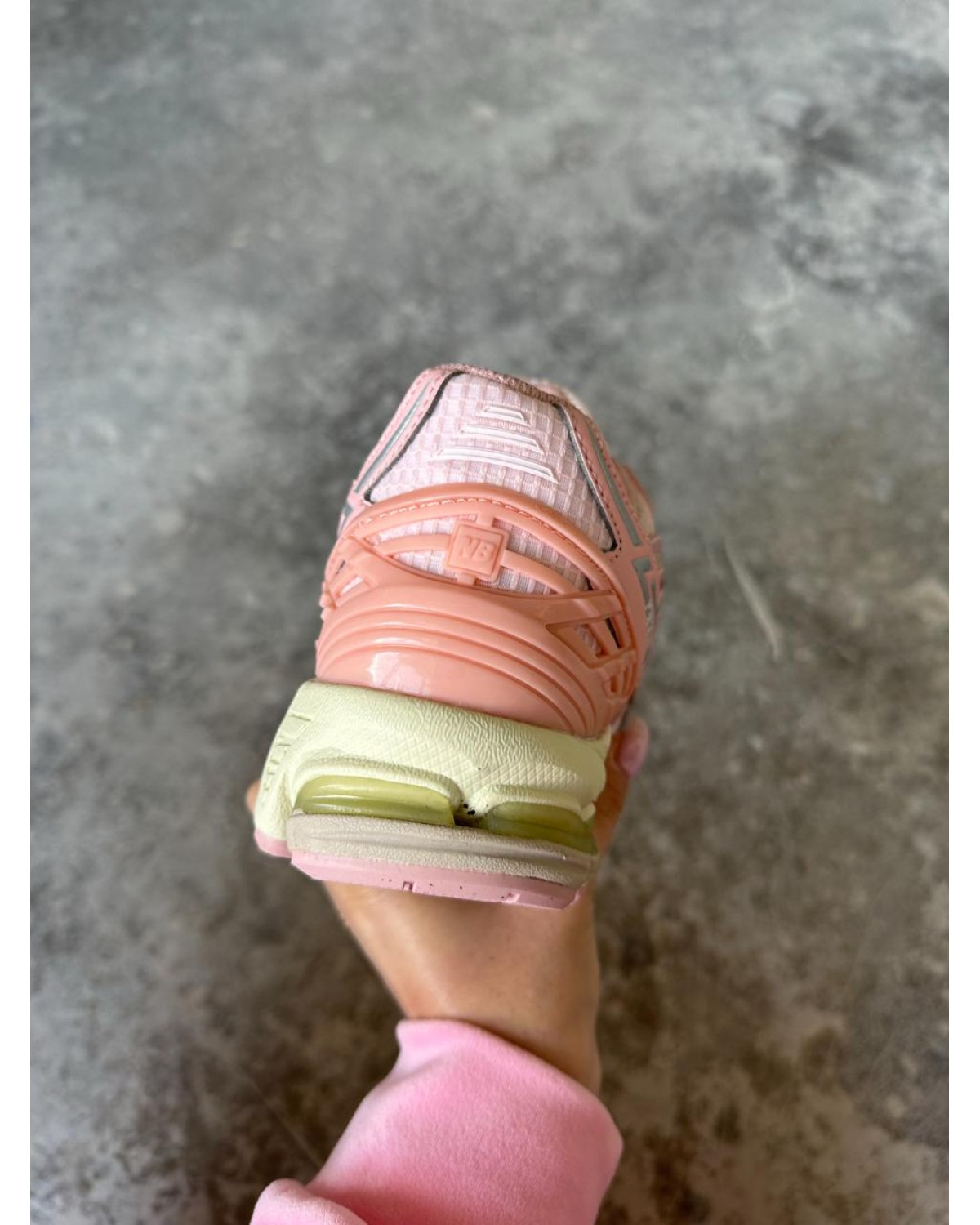 New Balance 1906 Pink Beige