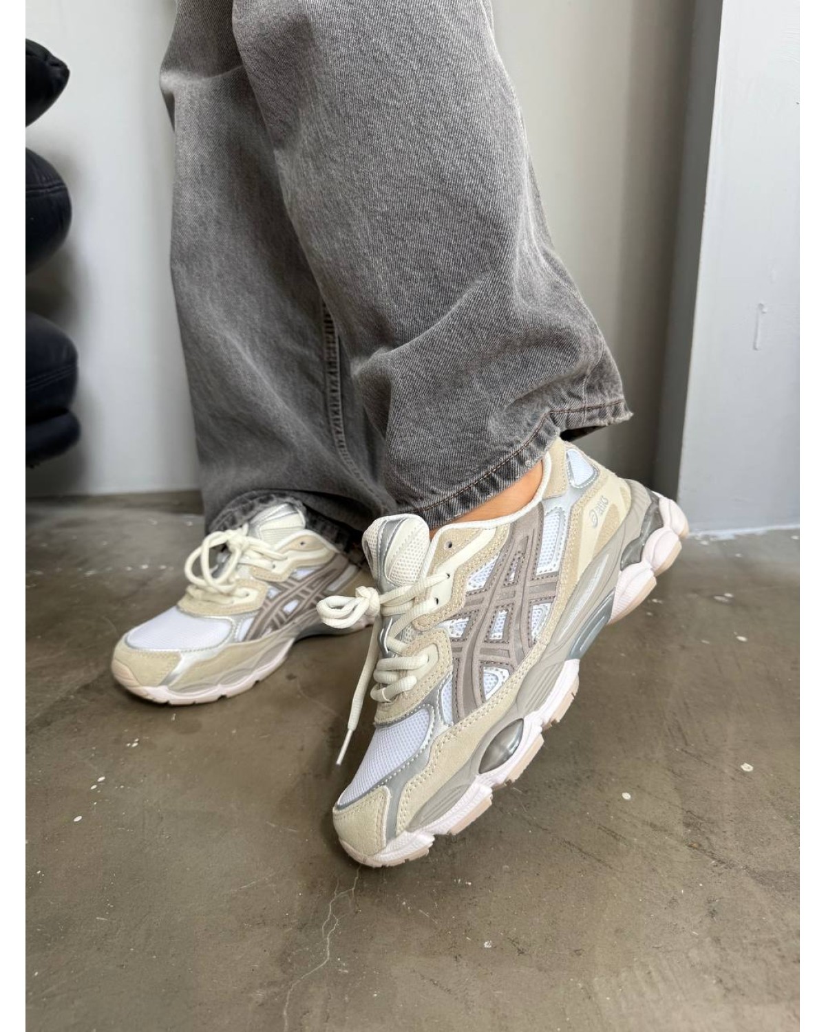 Asics GEL-NYC Beige White