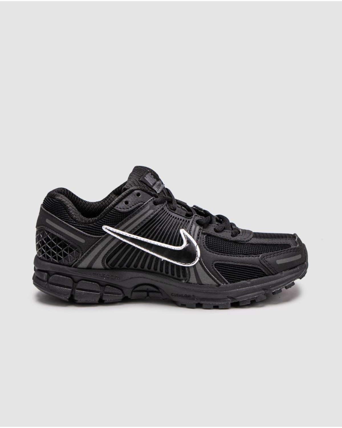 Nike Vomero 5 Black White