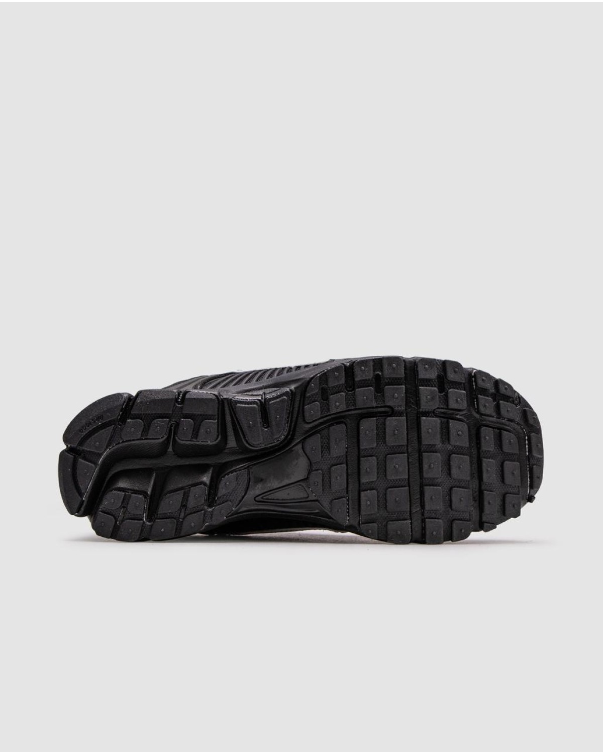 Nike Vomero 5 Black White