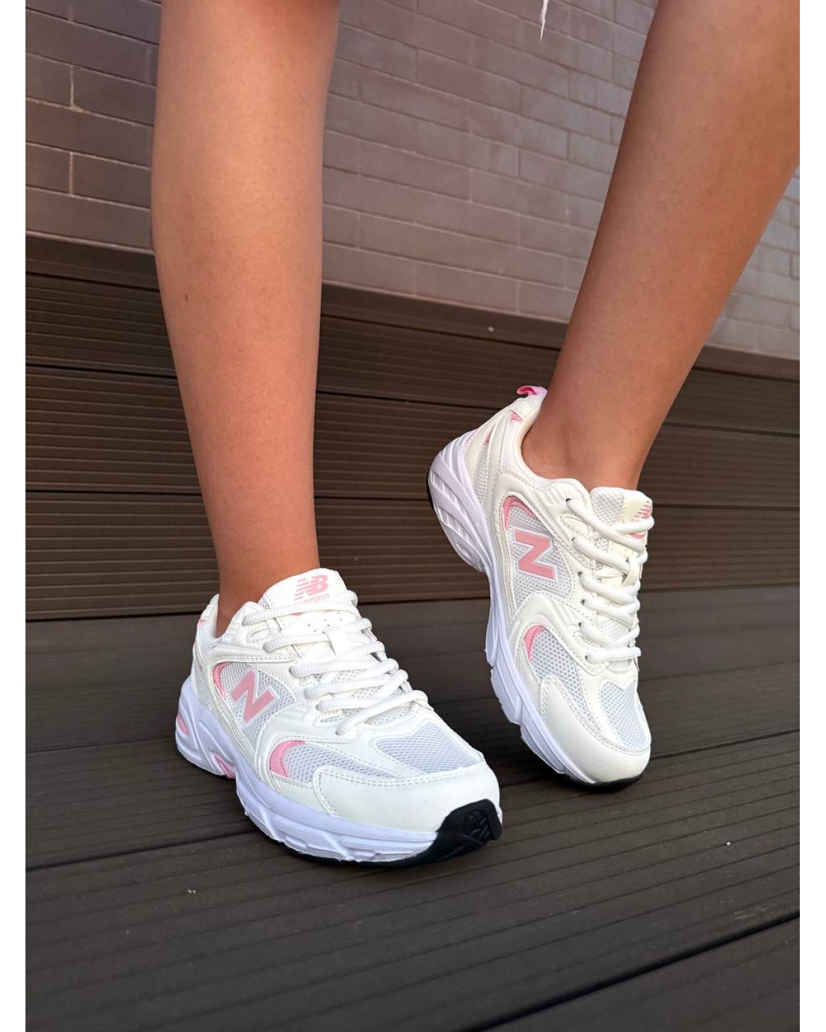New Balance 530 White Pink