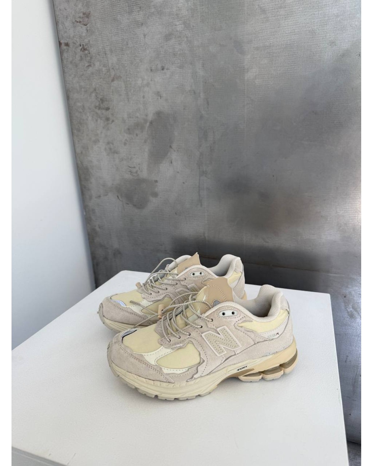 New Balance 2002R Beige White