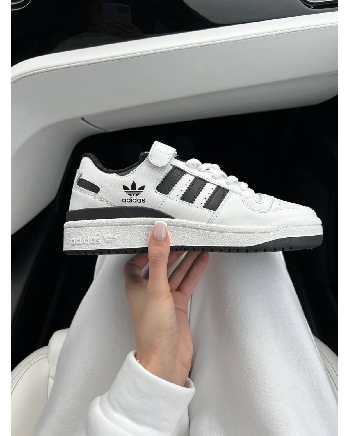Adidas Forum White Black