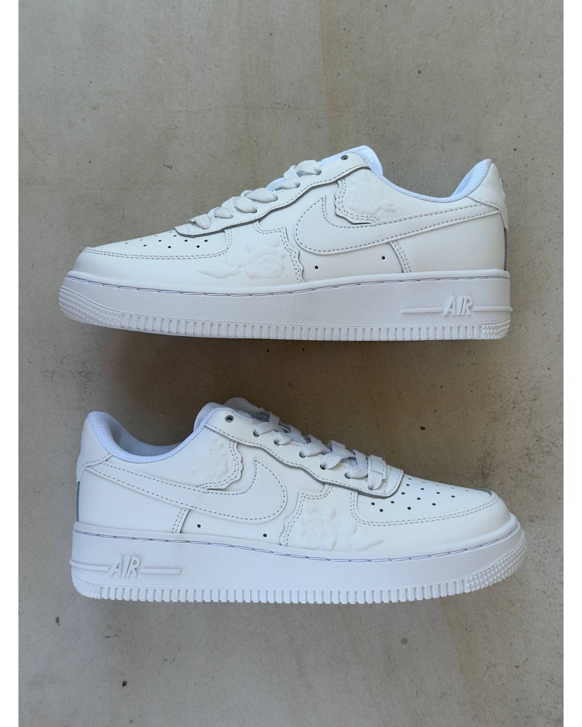 Nike Air Force 1 White ‘Roses