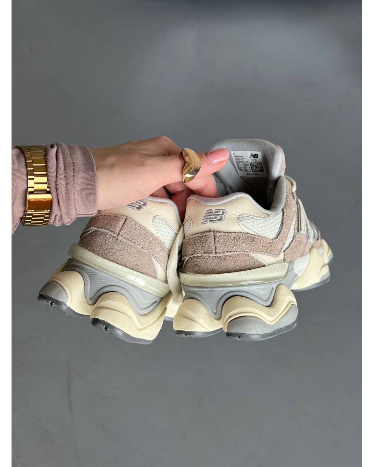 New Balance 9060