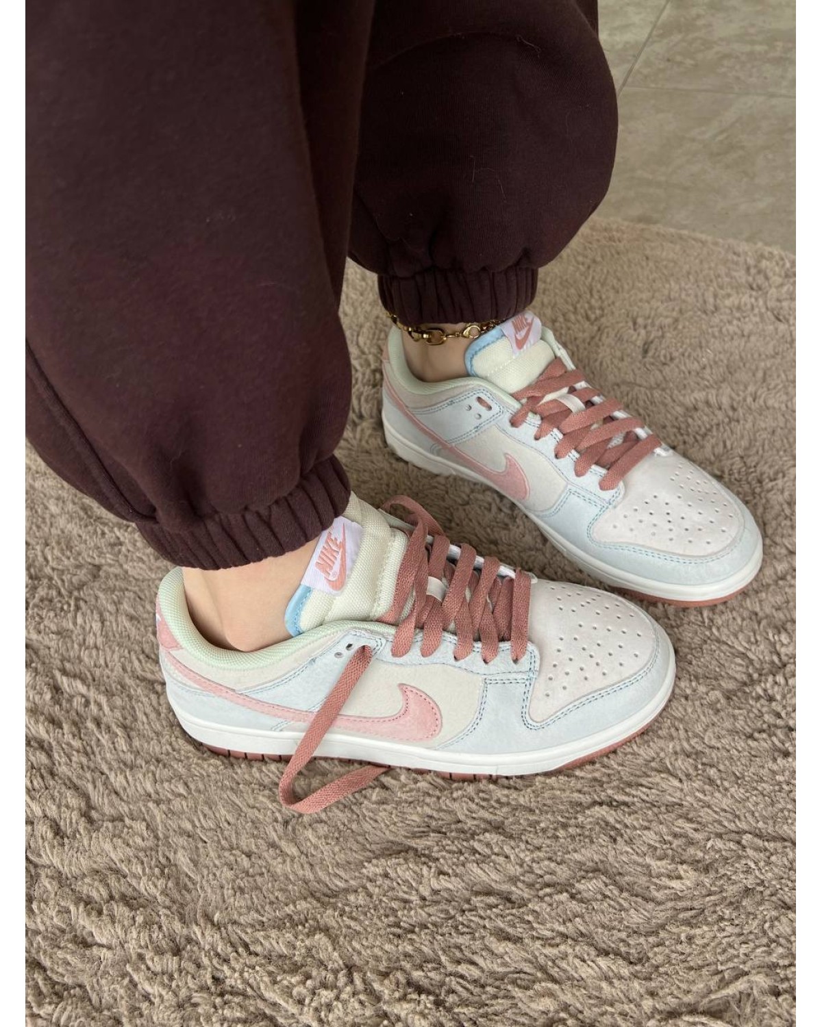 Nike SB Dunk Low