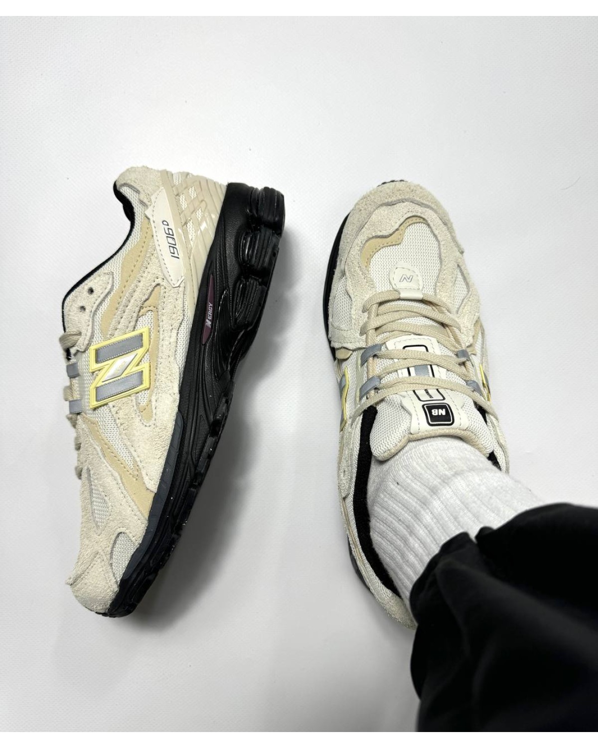 New Balance 1906D Protection Pack Beige Black