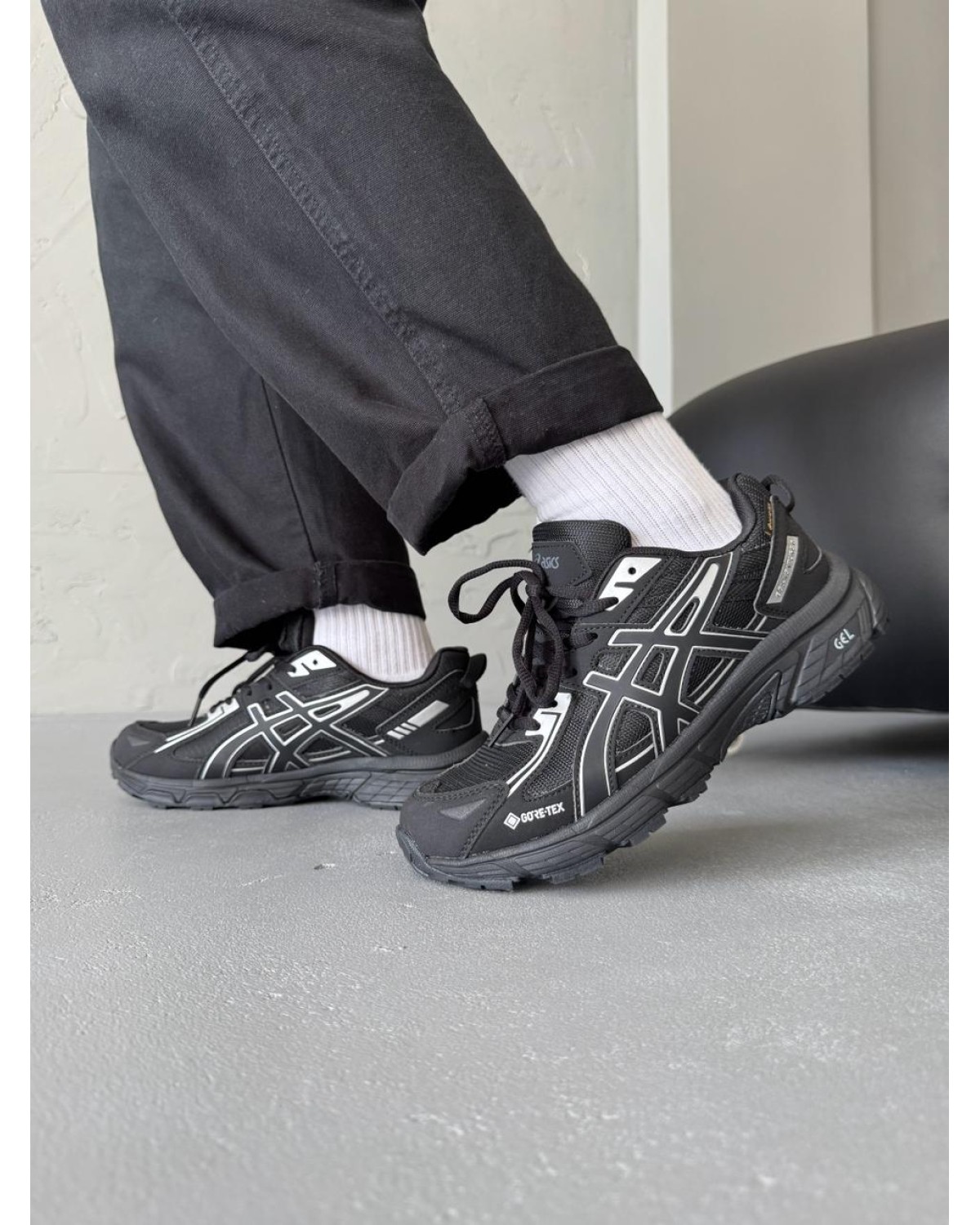 Asics Gel-Venture 6 Silver/Black Gore-Tex