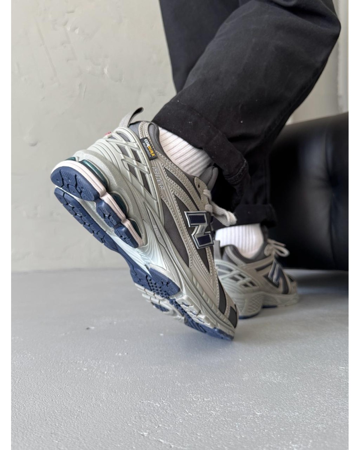 New Balance 1906R Dark Beige/Navy Blue Cordura