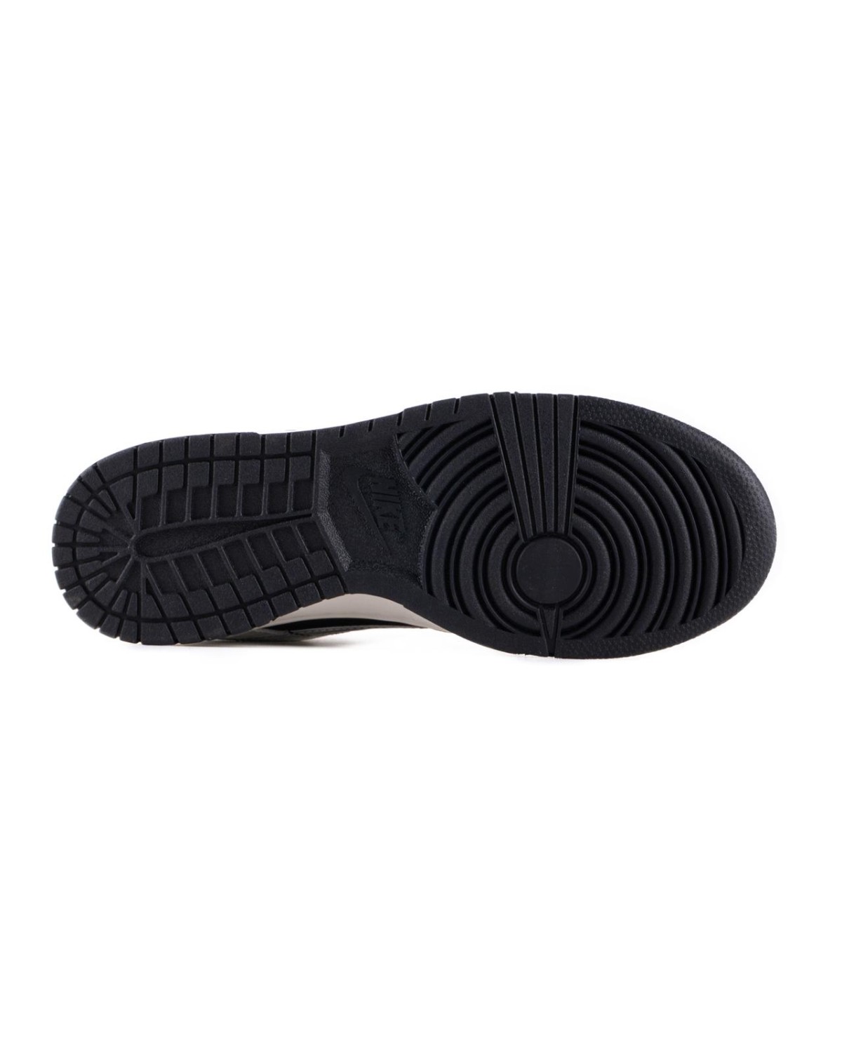 Nike SB Dunk Low x Stussy Black White Metallic