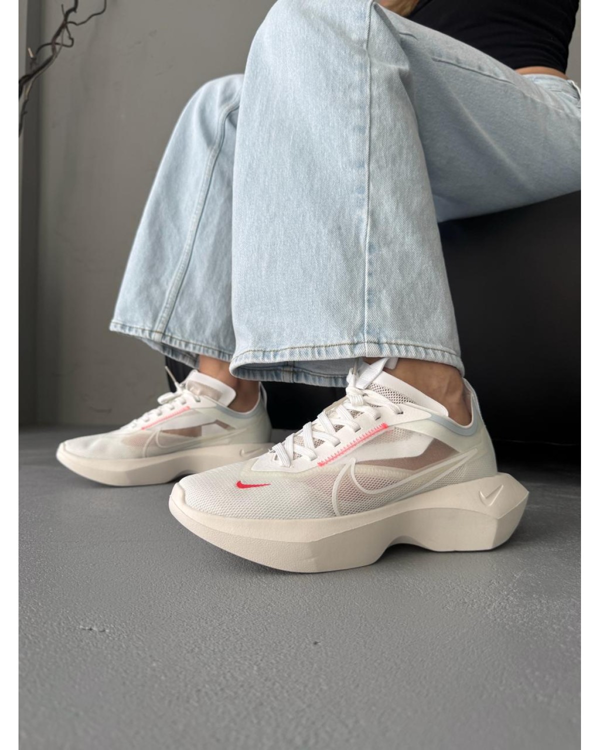 Nike Vista White/Red