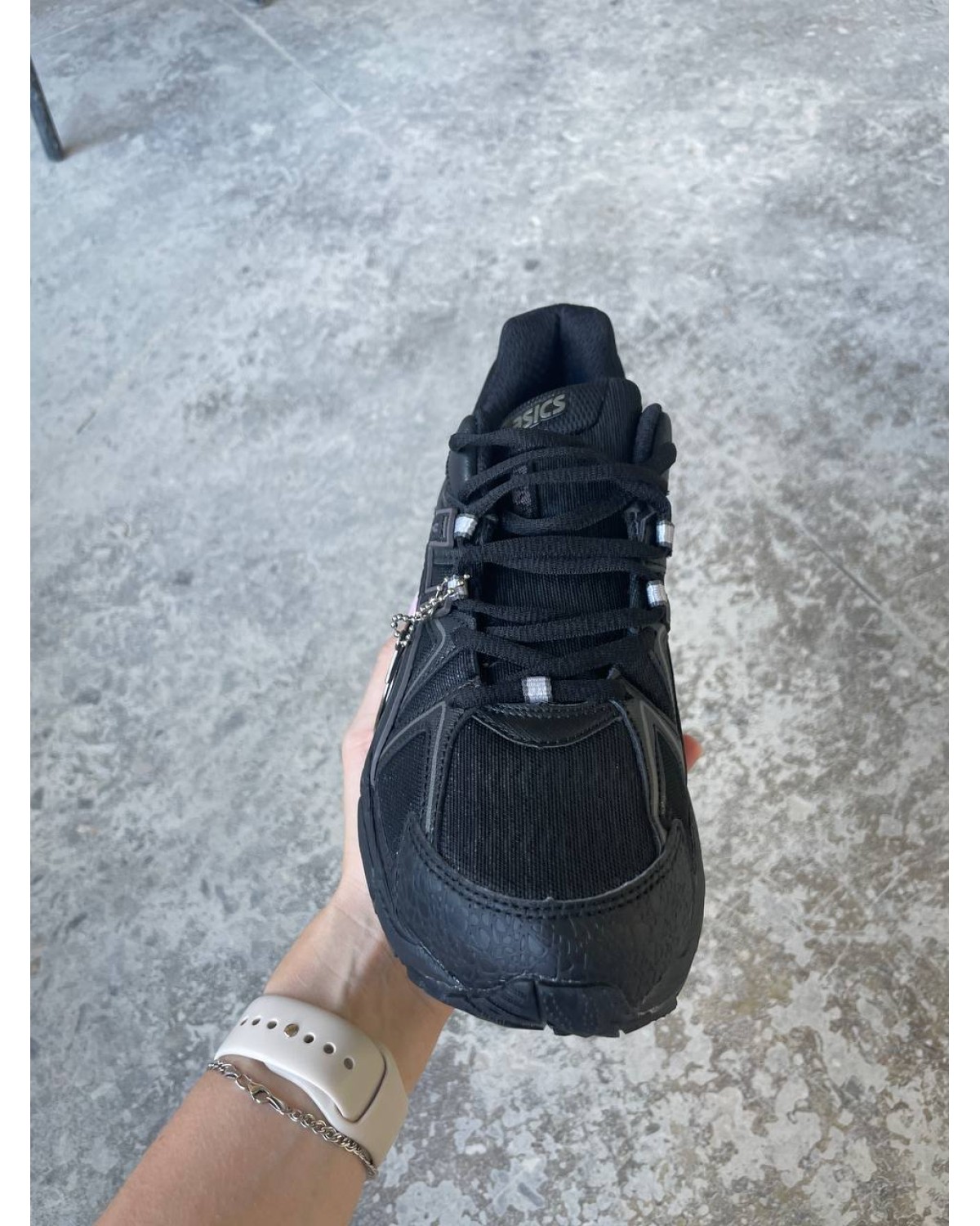 Asics Gel-Kahana 8 Black Gold Pink