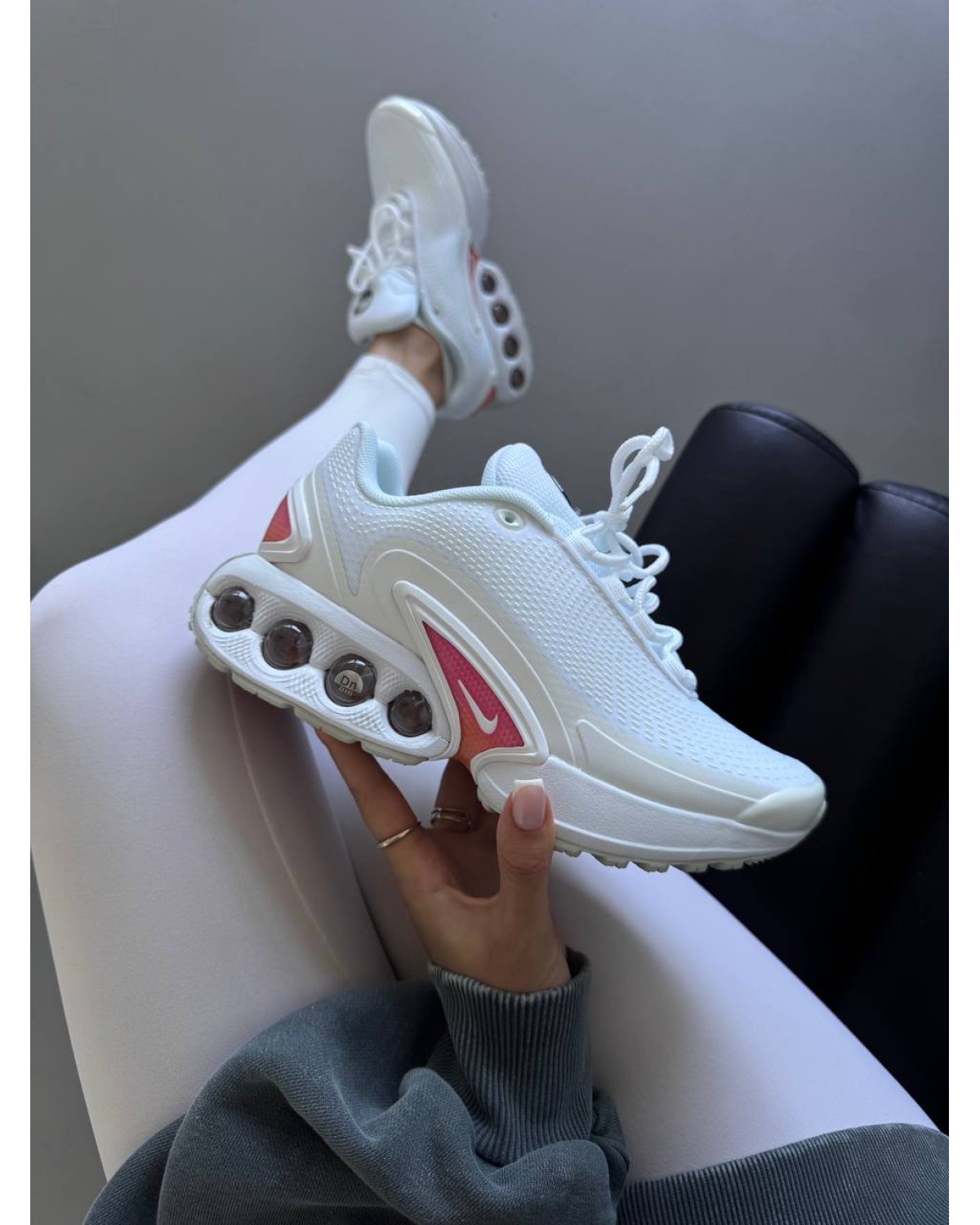Nike Air Max DN White Pink