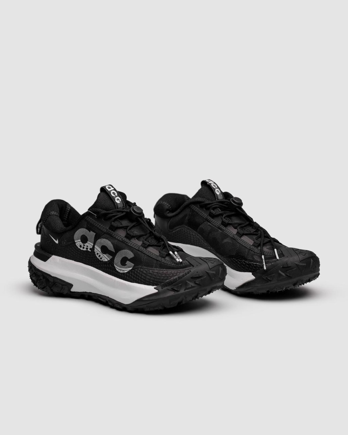 Nike ACG Mountain Fly 2 Low Black/White