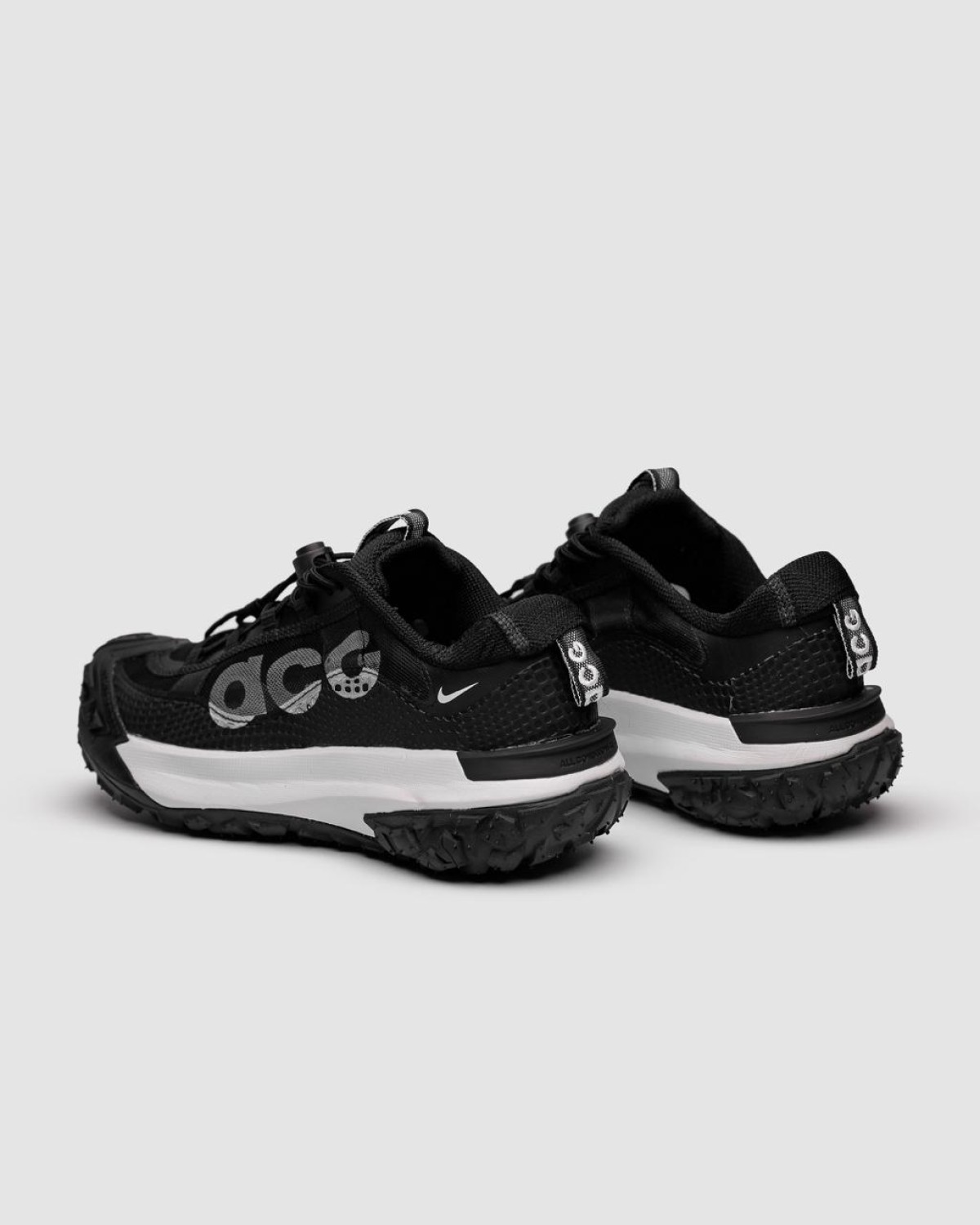 Nike ACG Mountain Fly 2 Low Black/White