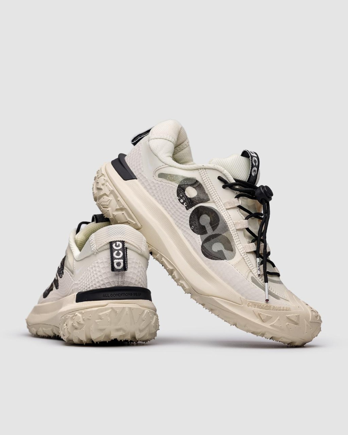 Nike ACG Mountain Fly 2 Low Beige/Black
