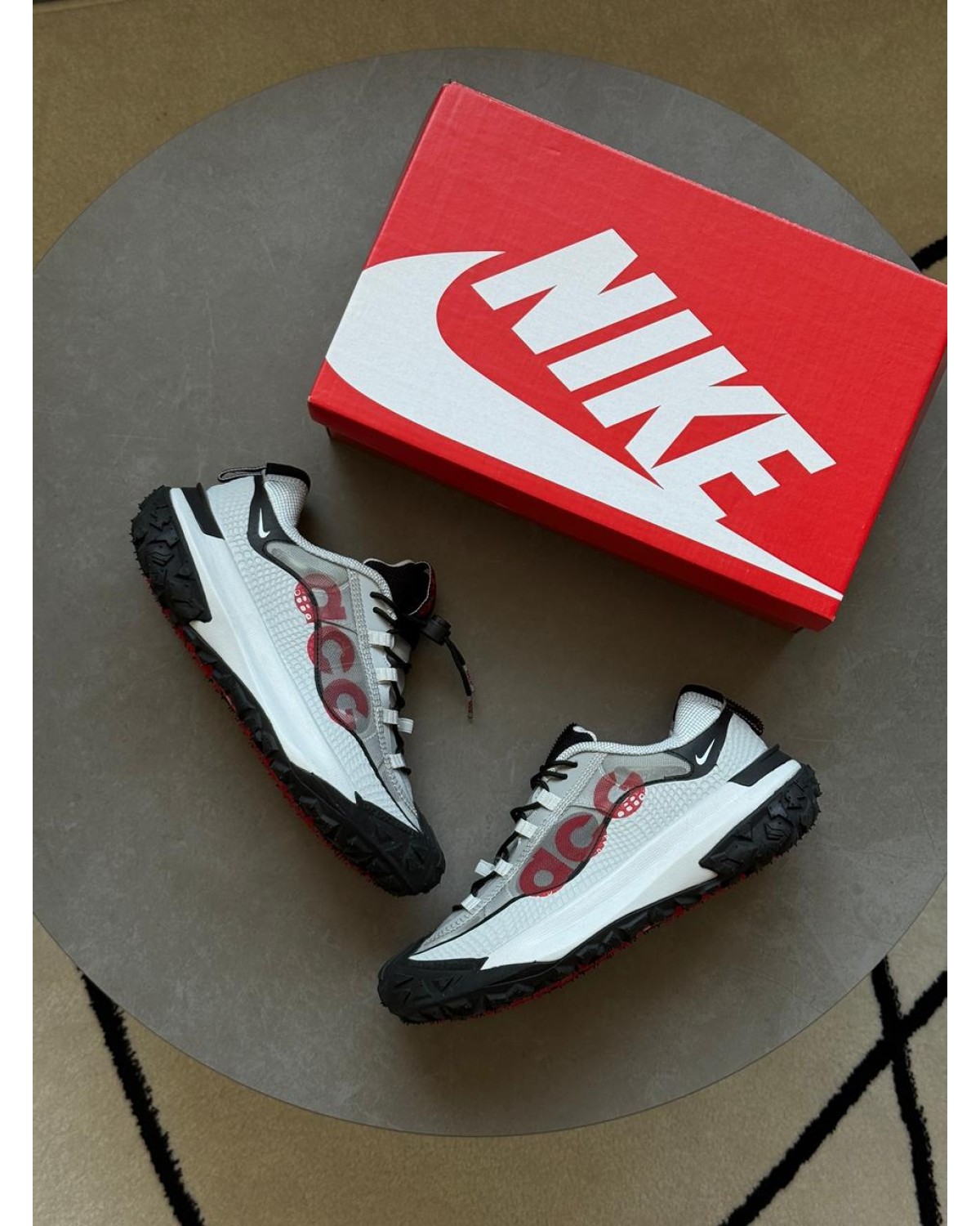 Nike ACG Mountain Fly 2 Low Grey/Red