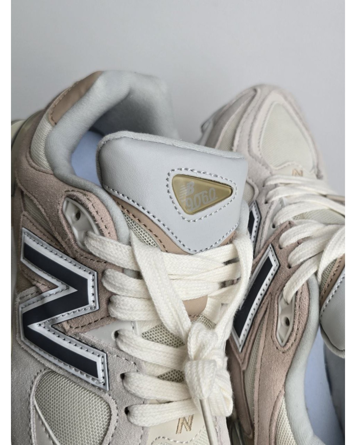 New Balance 9060 Beige