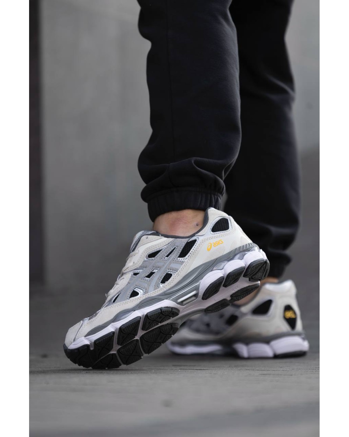 Asics GEL-NYC Gray Black Asics GEL-NYC Gray Black