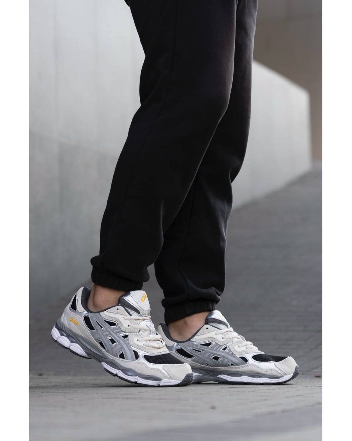 Asics GEL-NYC Gray Black Asics GEL-NYC Gray Black