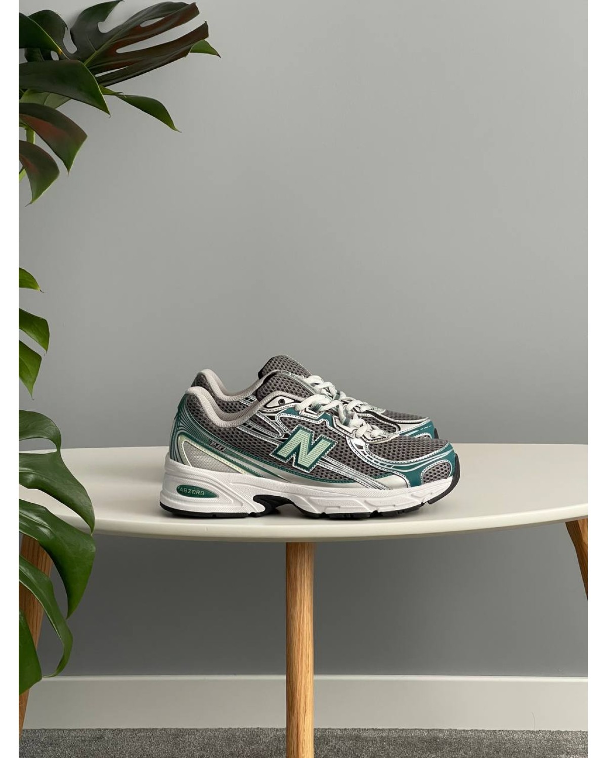 New Balance 740v2 Silver Metallic