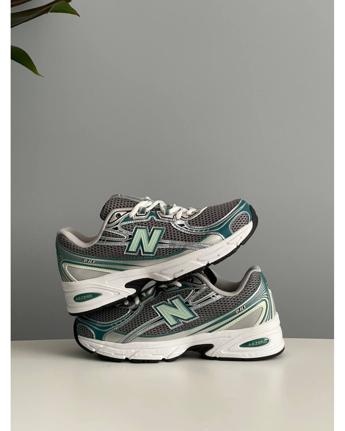 New Balance 740v2 Silver Metallic