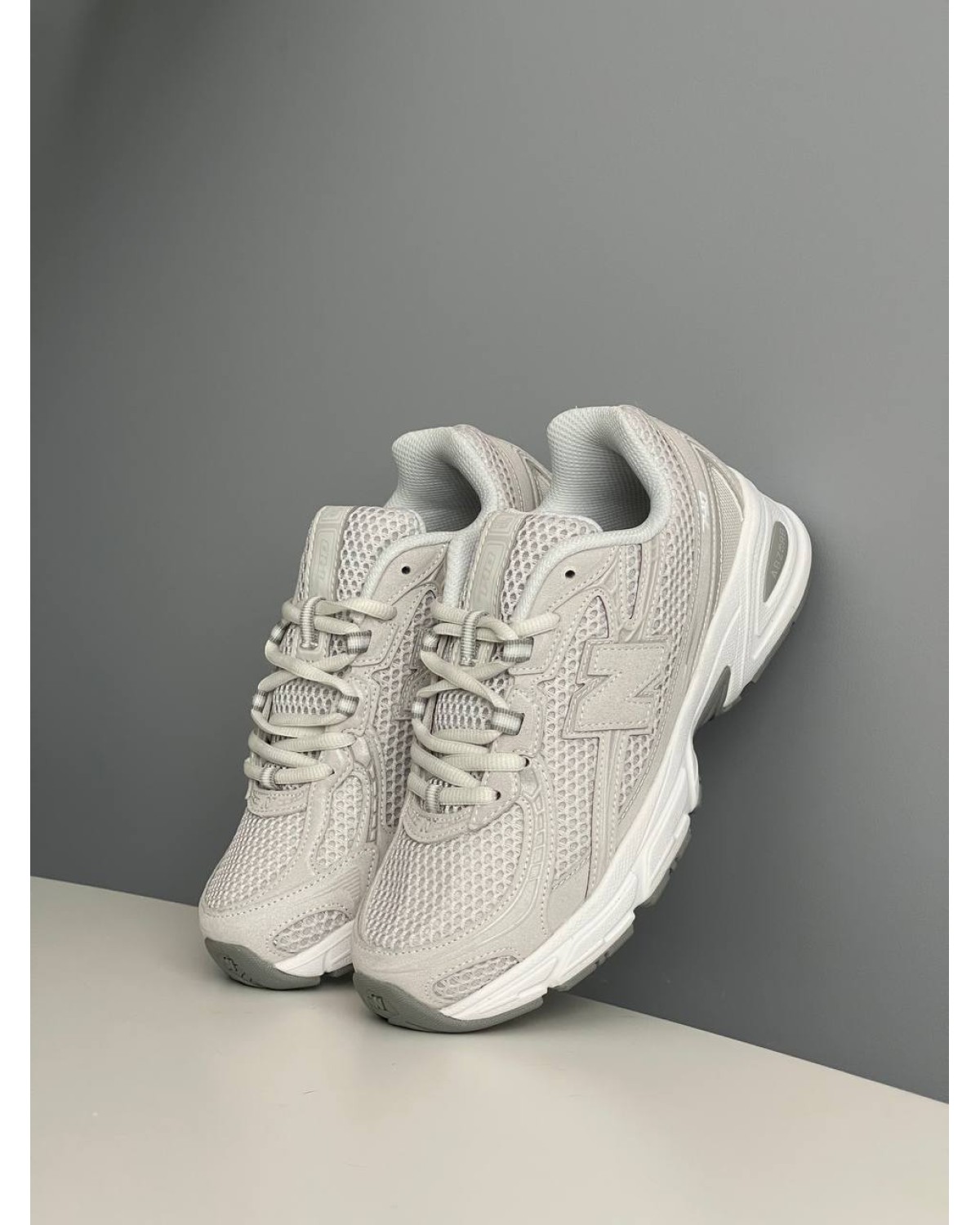 New Balance 740 Grey