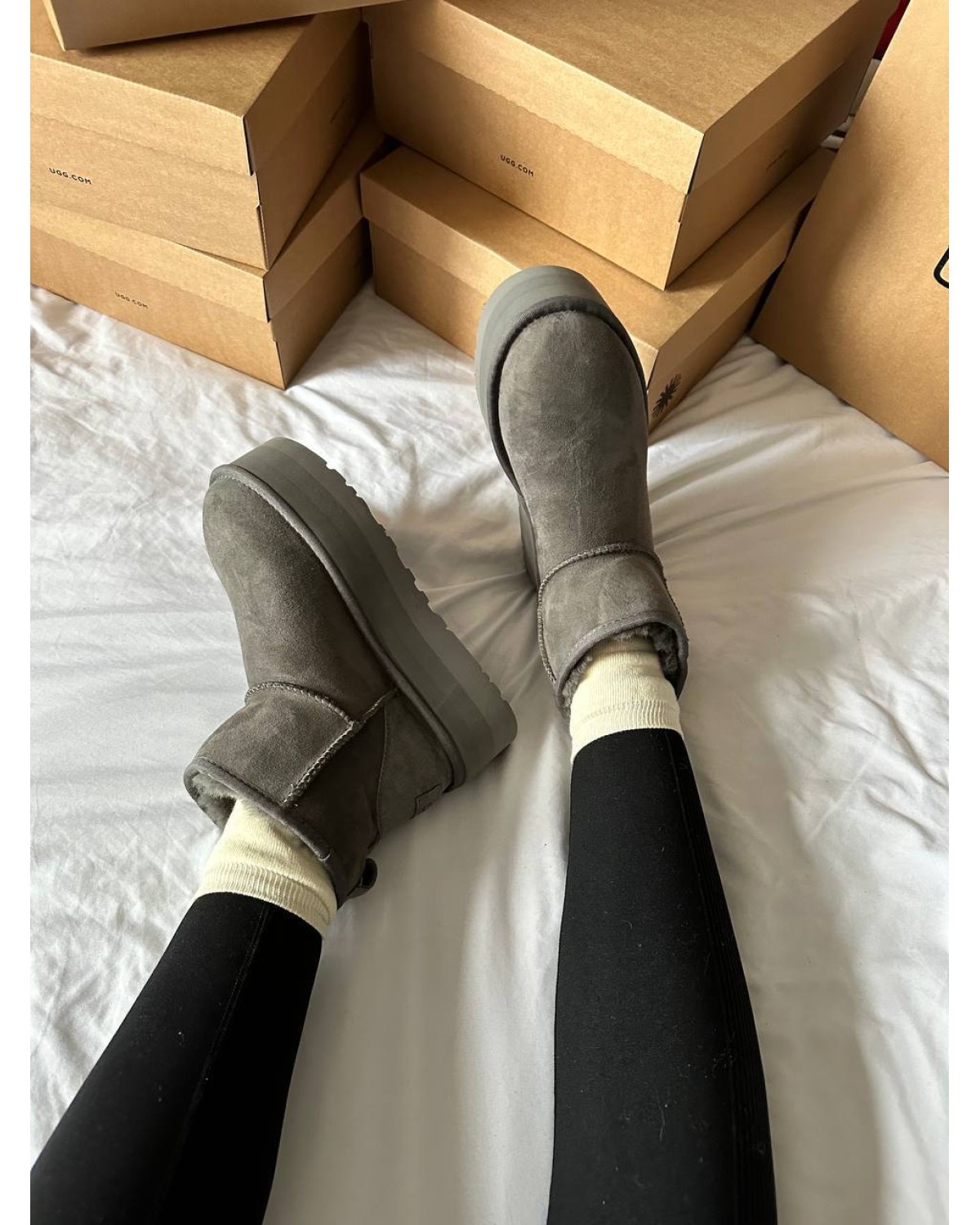 UGG Premium Mini Platform Grey