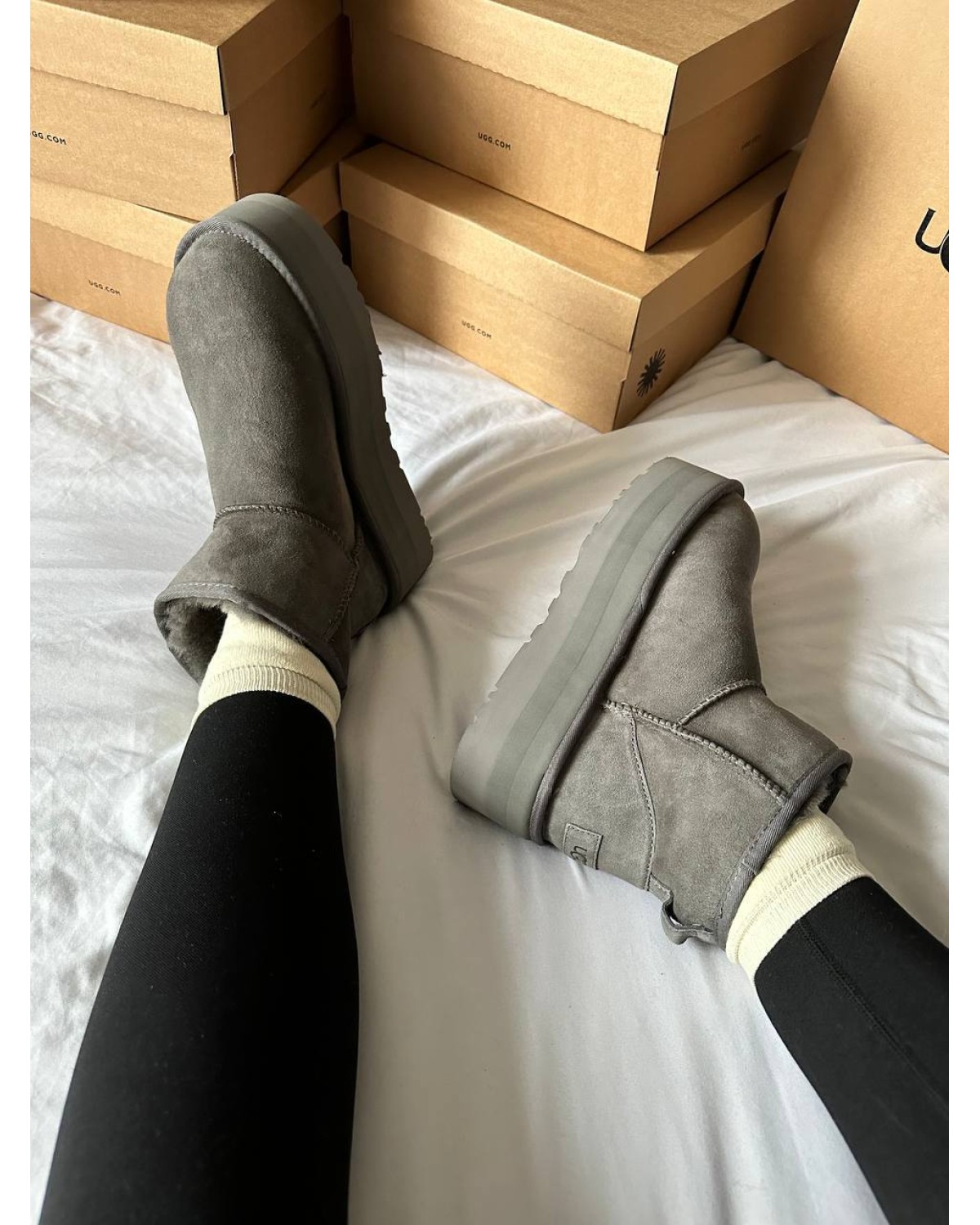 UGG Premium Mini Platform Grey