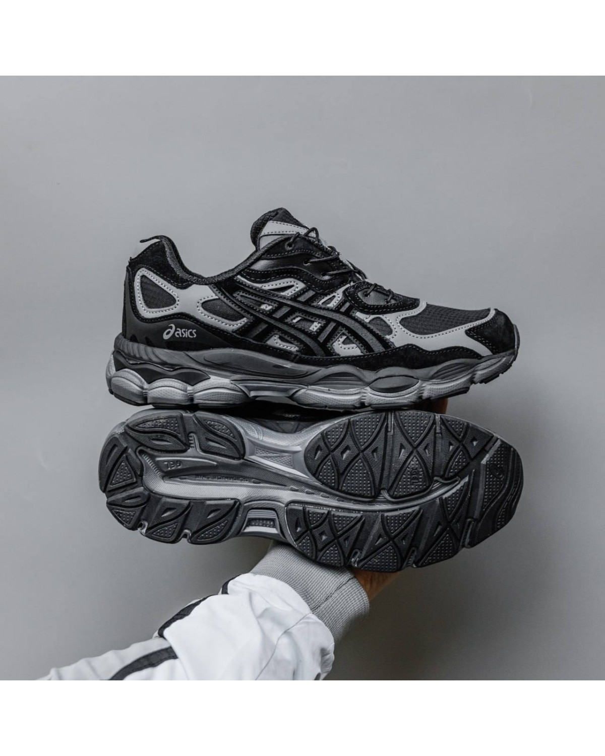 Asics Gel-NYC Grey Black