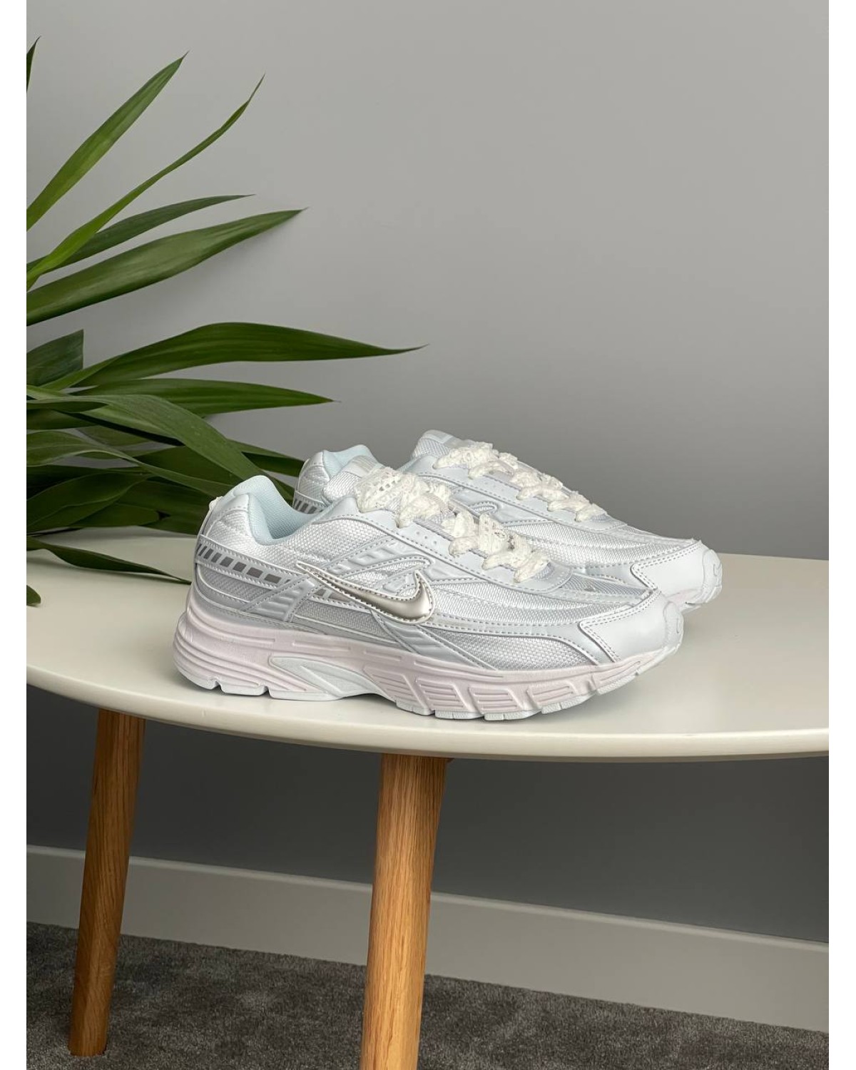 Nike Initiator White Blue Nike Initiator White Blue