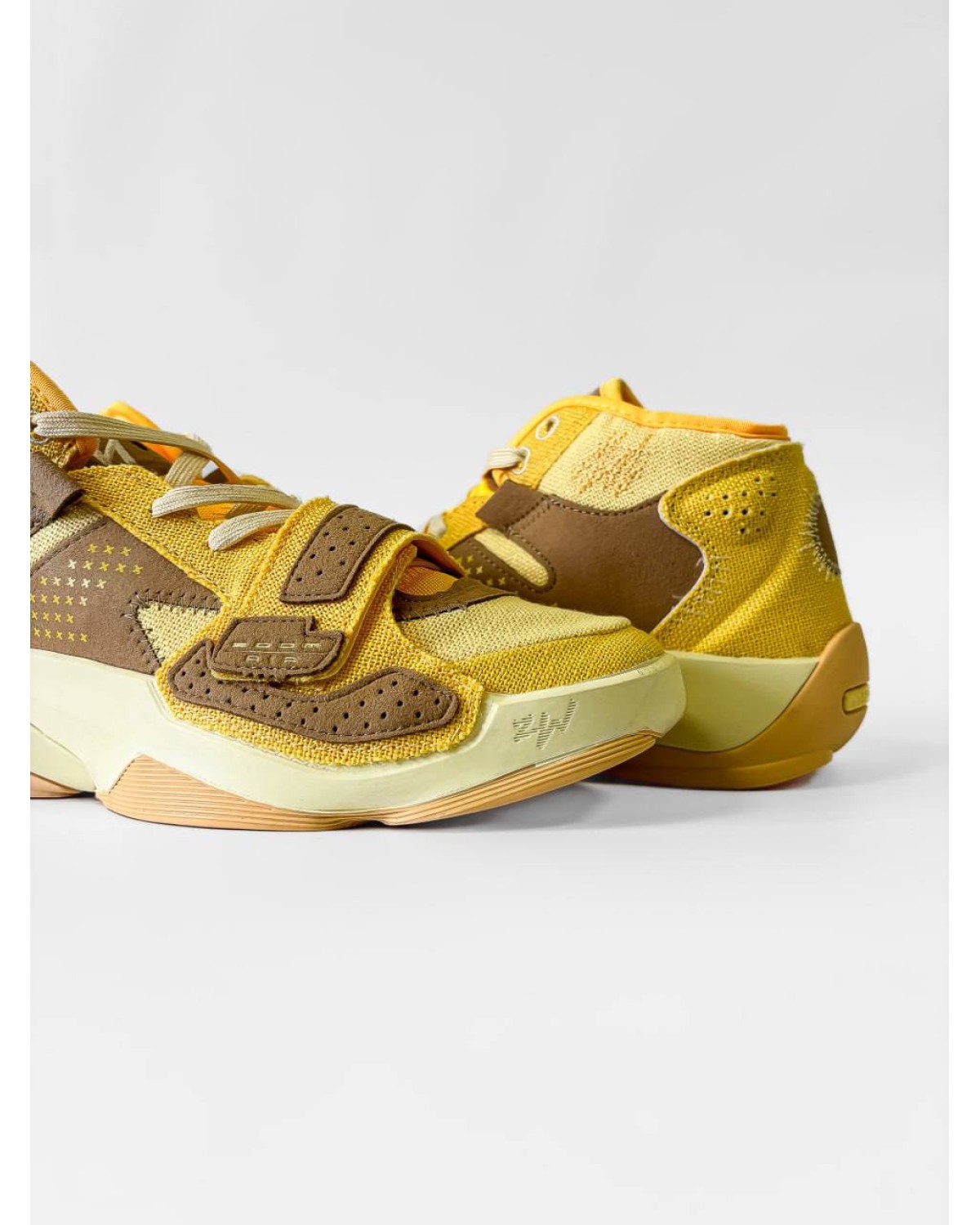 Nike Jordan Zion 2 'Full Moon' Nike Jordan Zion 2 'Full Moon'