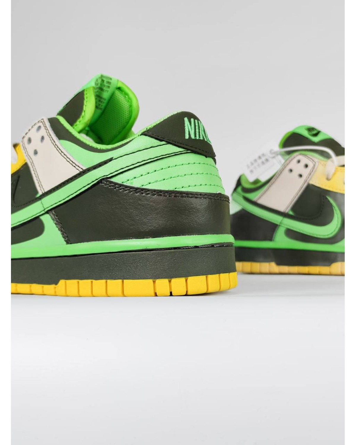 Nike SB Dunk Low Green Yellow