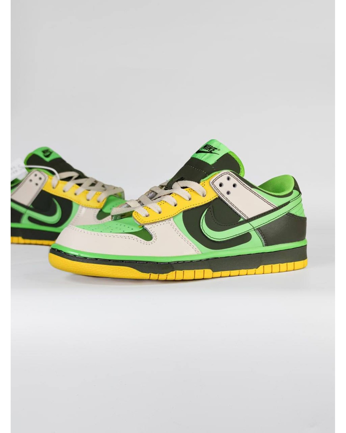 Nike SB Dunk Low Green Yellow