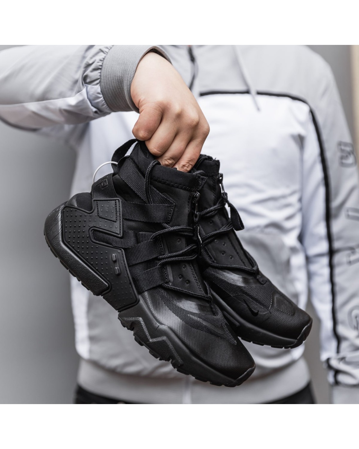 Nike Huarache Gripp Black