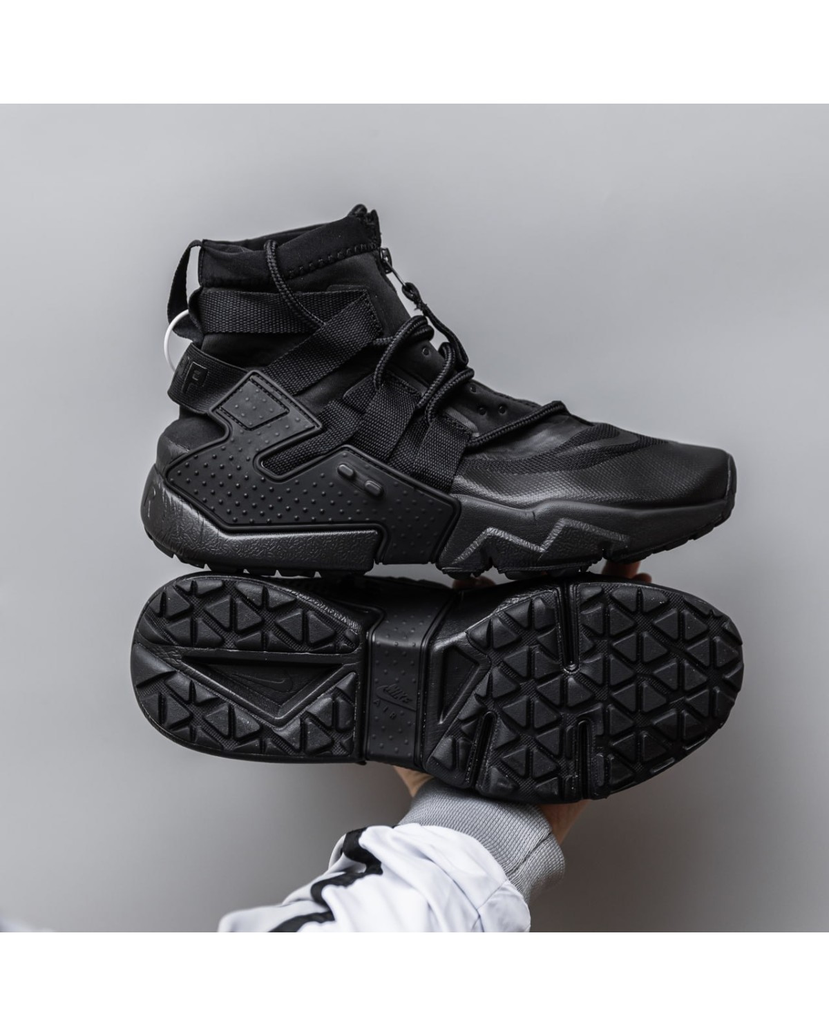 Nike Huarache Gripp Black