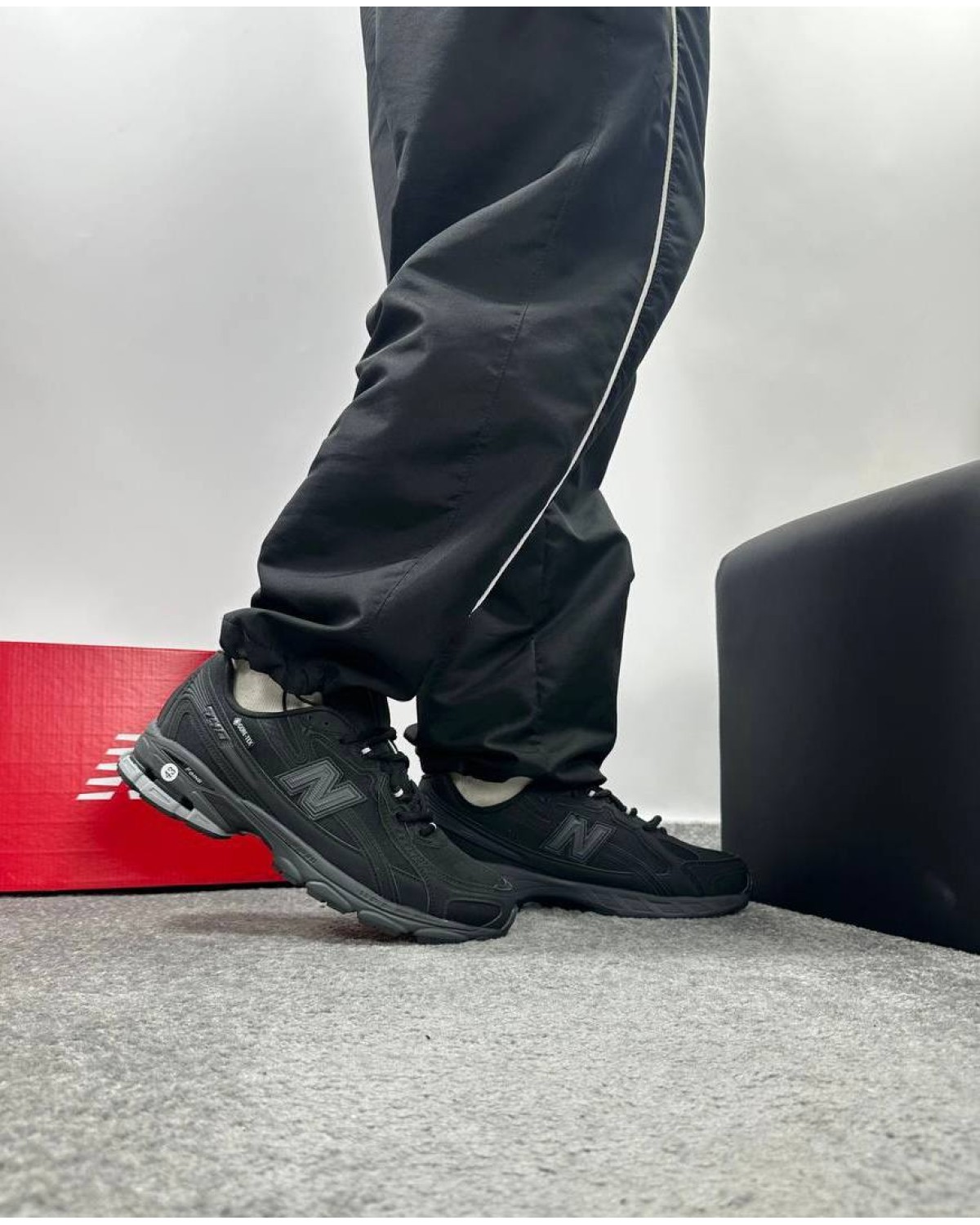 New Balance 740 Black Cordura