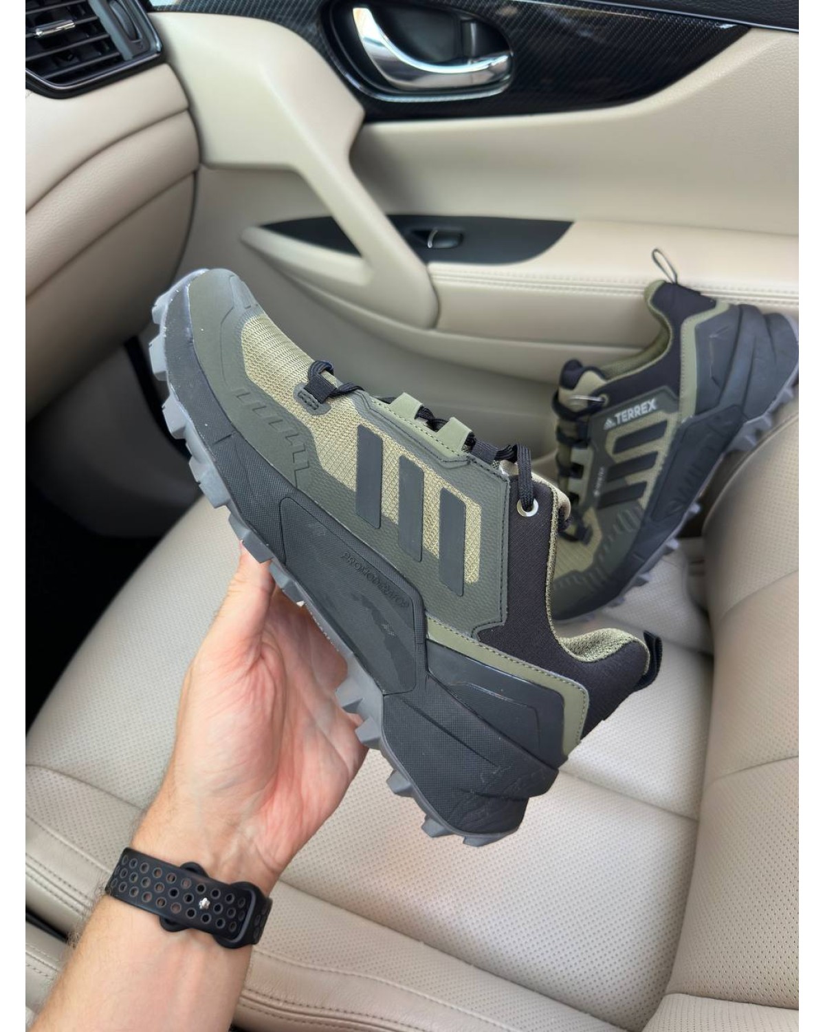 Adidas Terrex Swift R3 Khaki