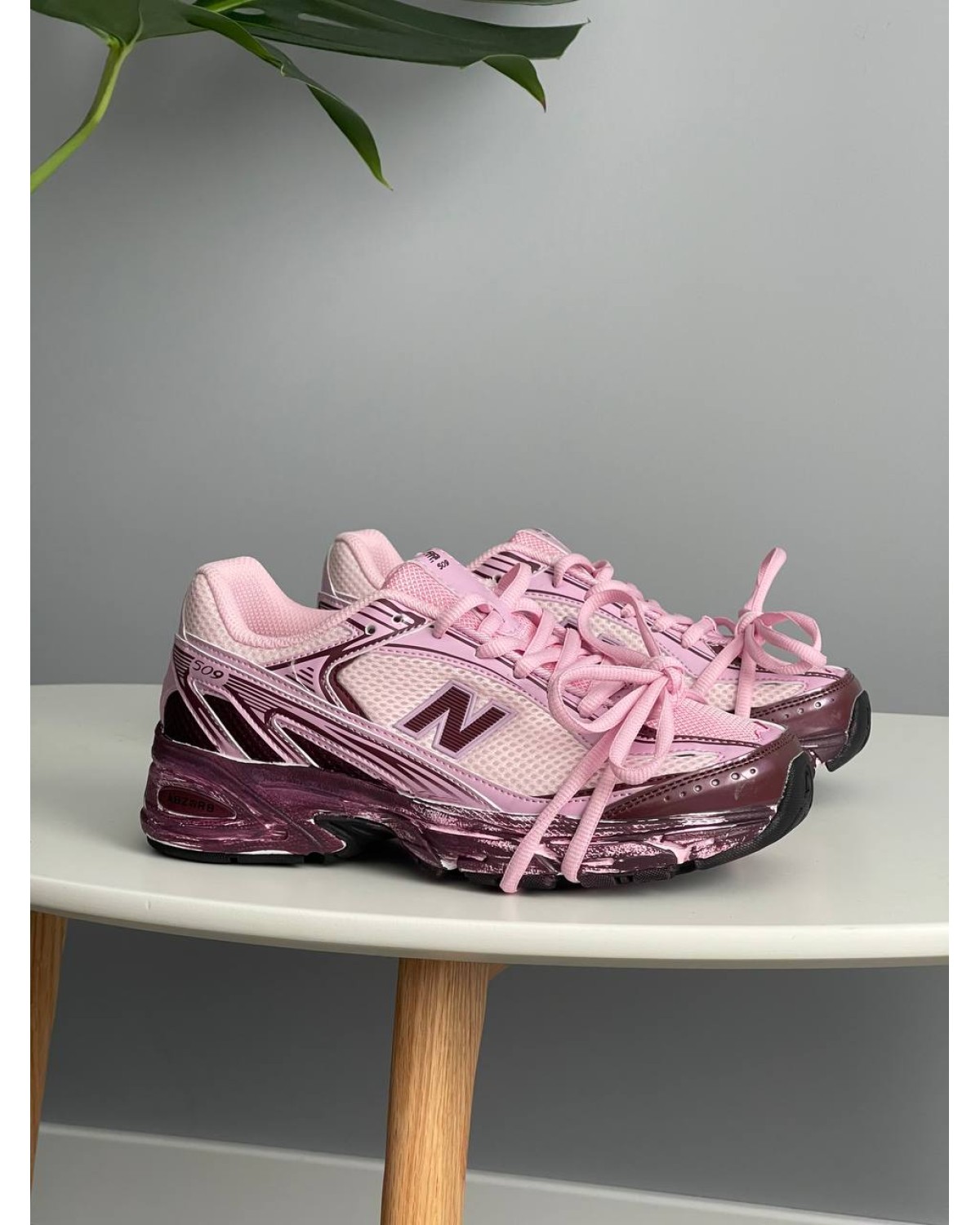 New Balance 530 White Pink