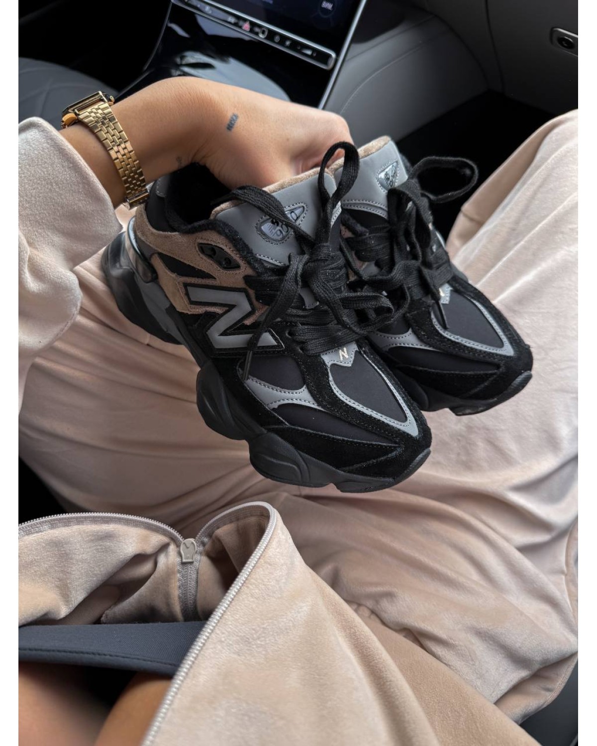 New Balance 9060 Black Brown