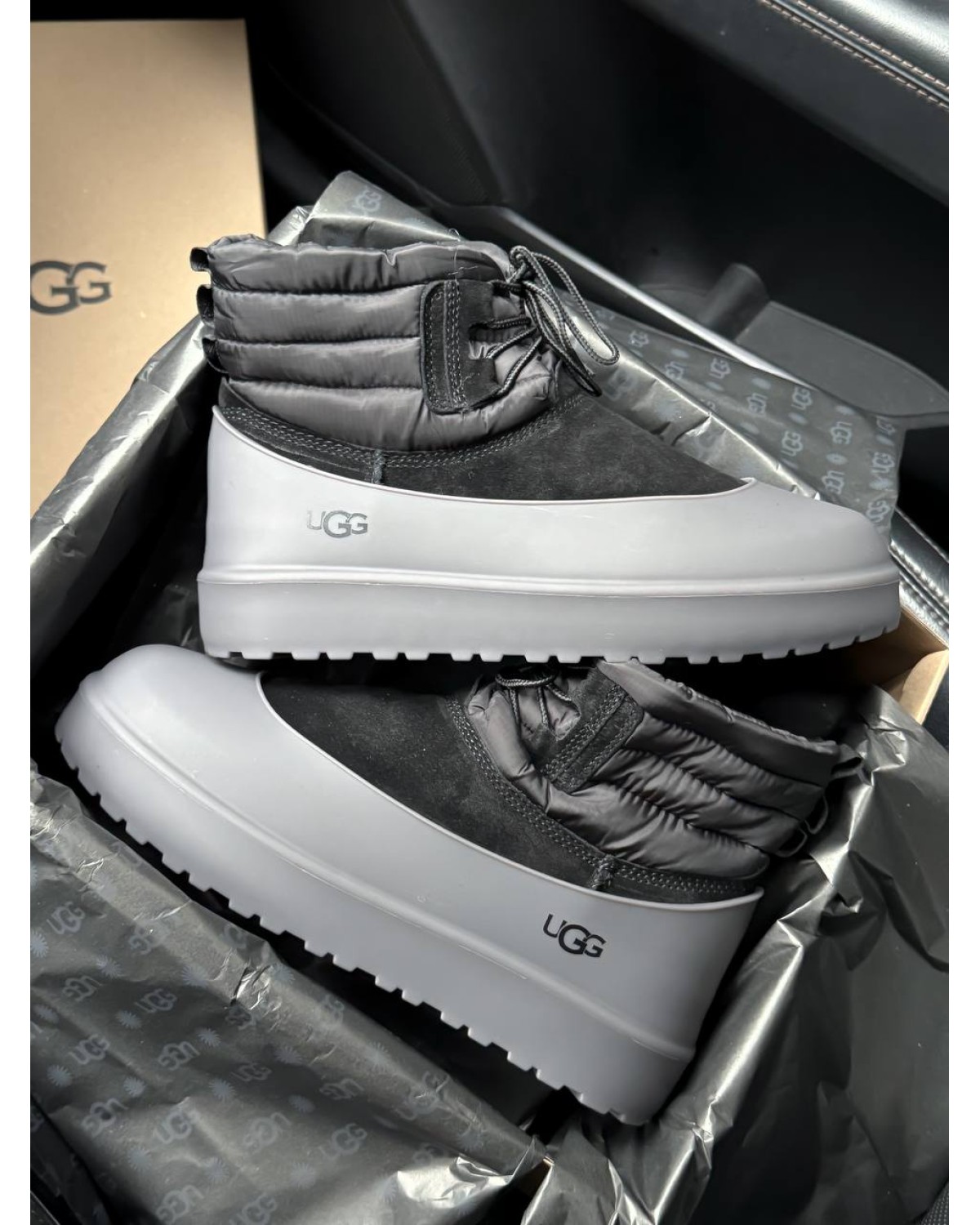 Classic Mini Lace-Up Black