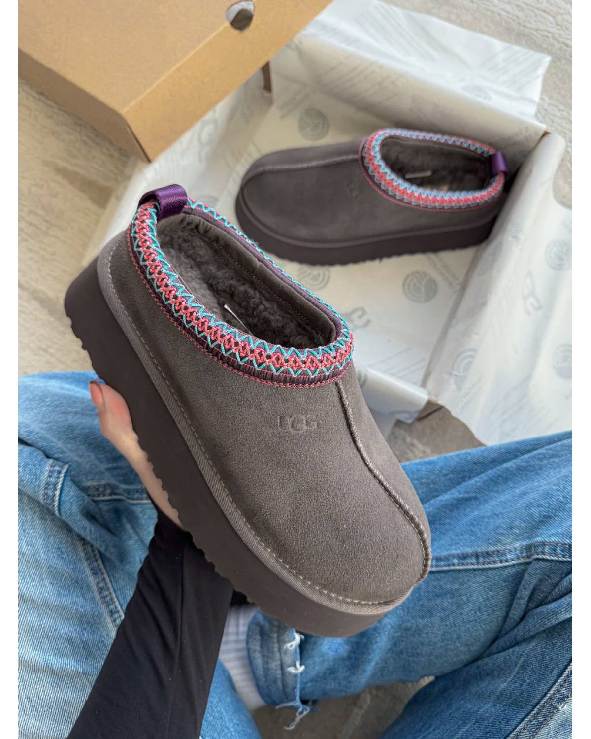 UGG Tasman Platform Grey