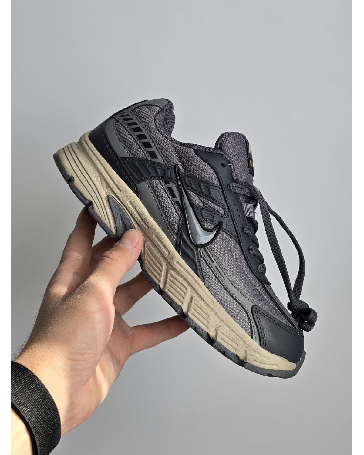 Nike Initiator Gore-Tex  Grey