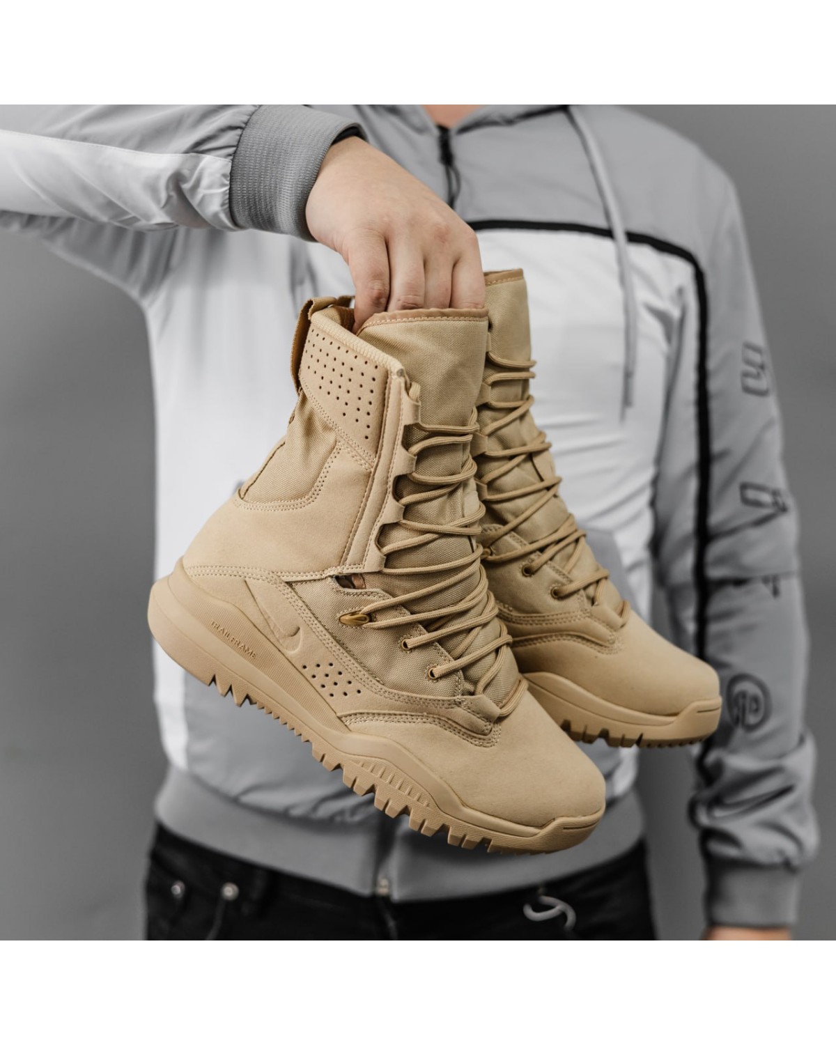 Nike SFB Field-JHD Beige Nike SFB Field-JHD Beige