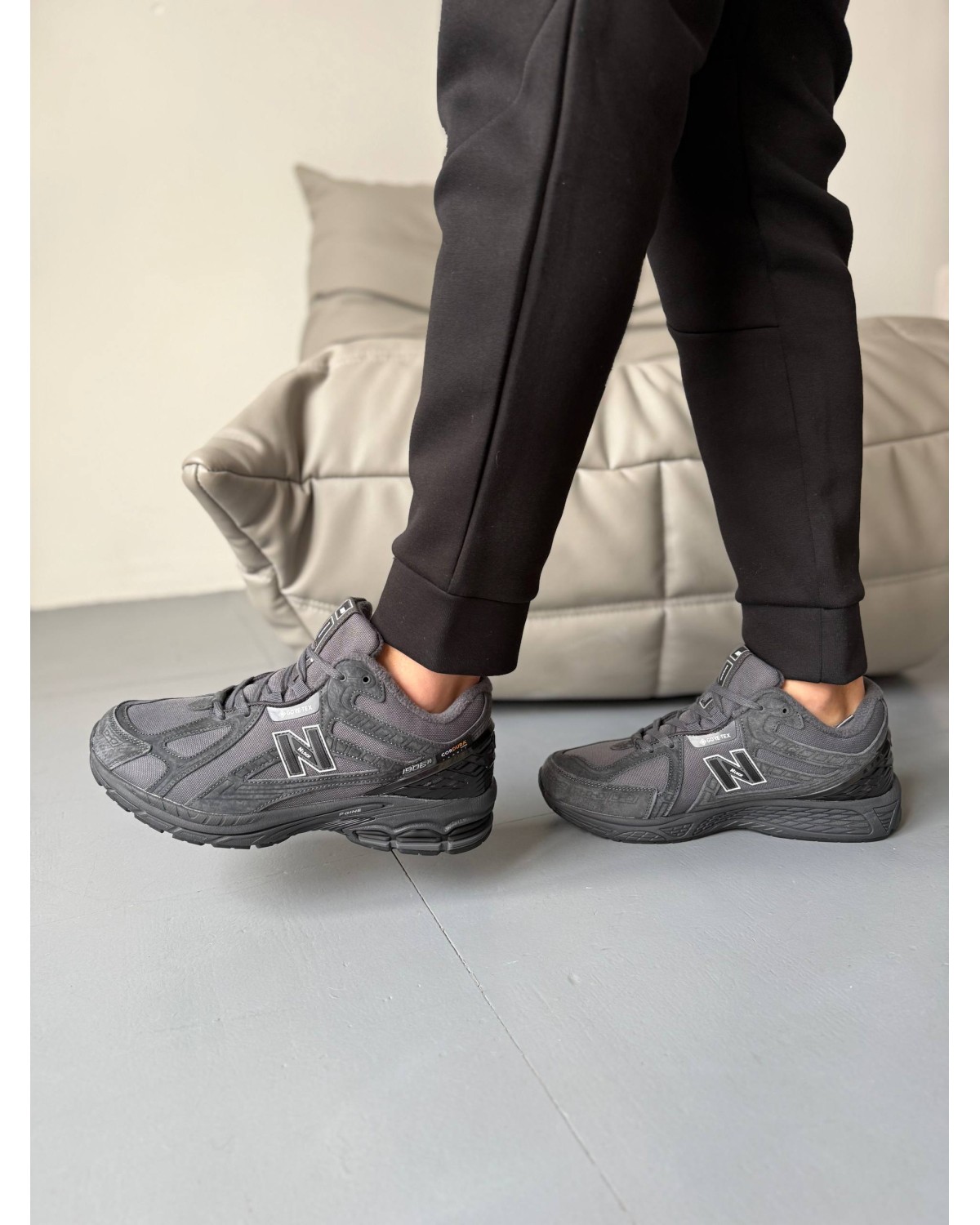 New Balance 1906R Dark Grey Black Gore-Tex Fur