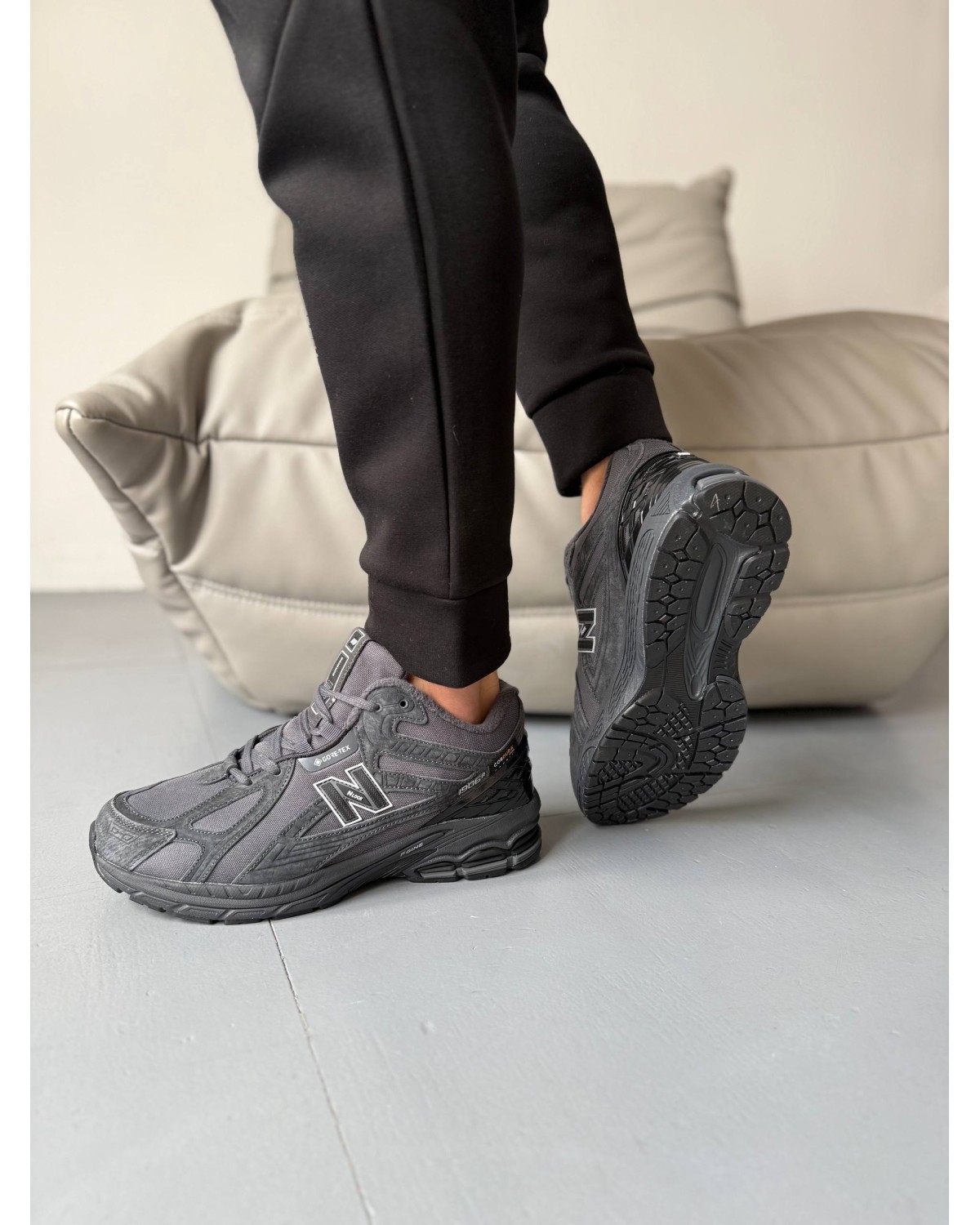 New Balance 1906R Dark Grey Black Gore-Tex Fur