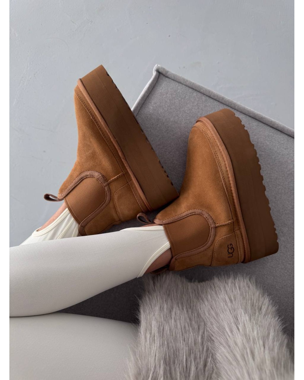 UGG Chelsea Mini Platform Chestnut